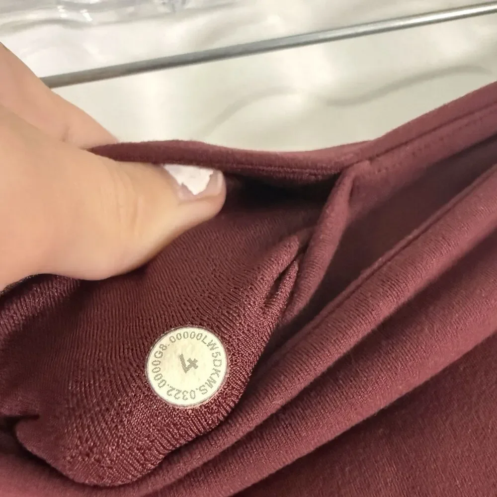 Lululemon Leggings Women's 4 Red Flared Pull On Waist Pocket Pull On 33